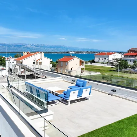 Laganini Villa Nin